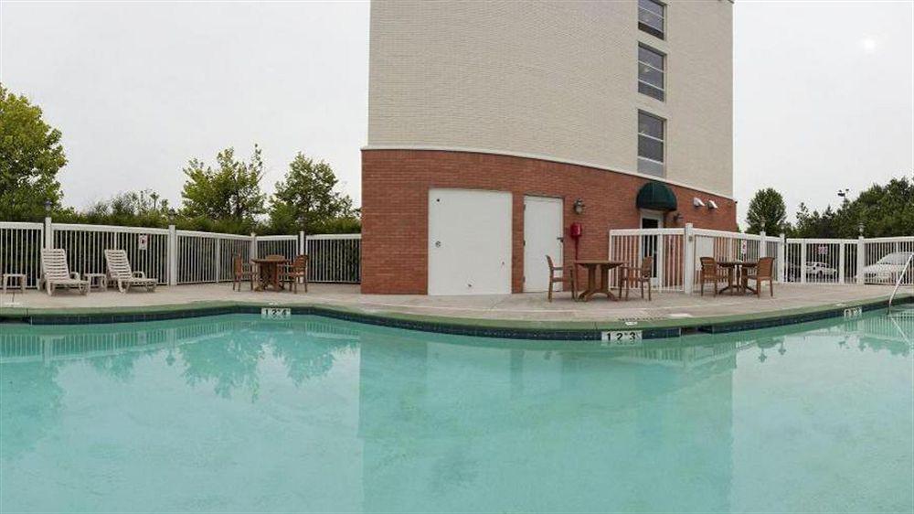 Hotel Comfort Near Birkdale Village- 2*