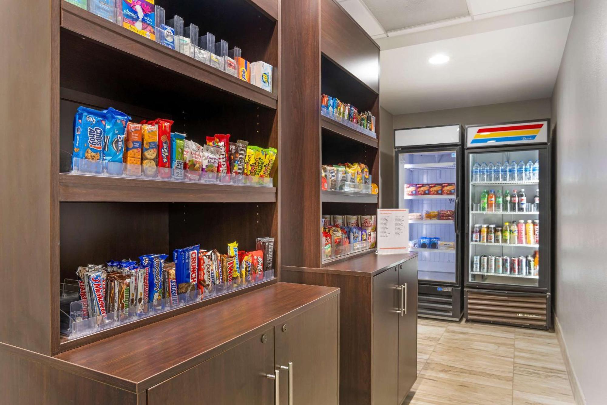 Comfort Near Birkdale Village- Hotel 2*