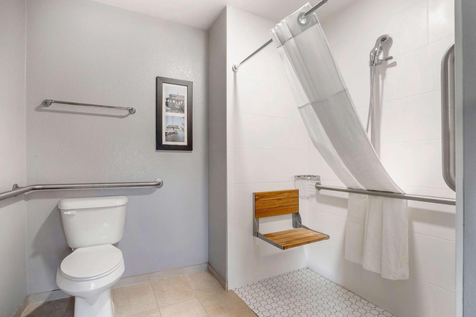 Comfort Near Birkdale Village- Hotel Huntersville