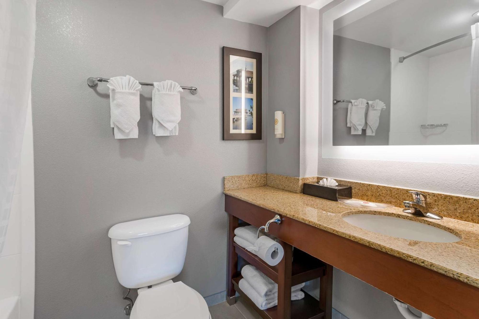 Comfort Near Birkdale Village- Huntersville