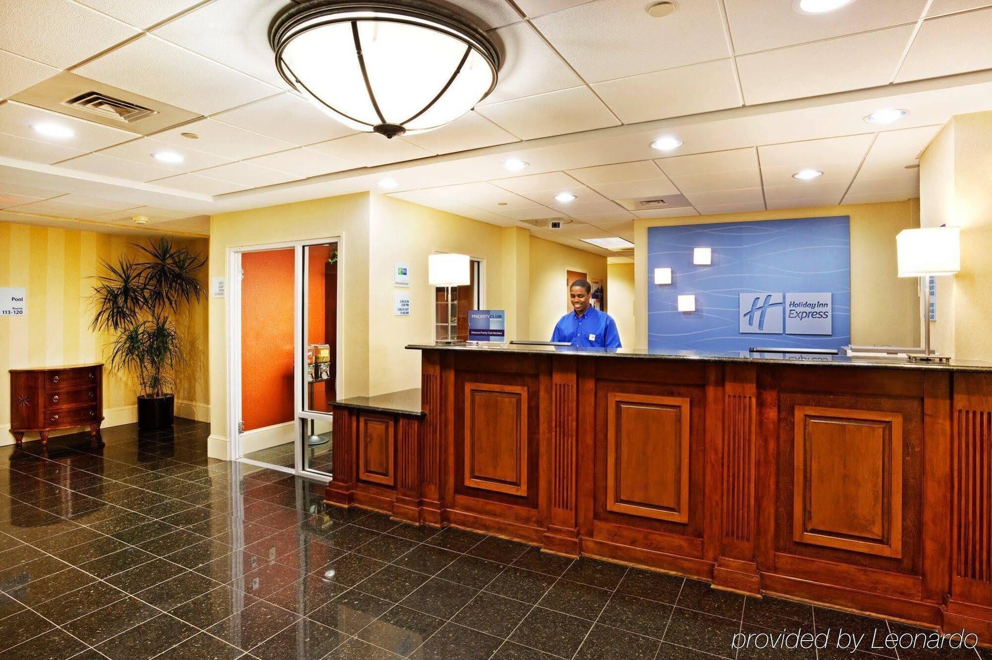 Hotel Comfort Near Birkdale Village- Huntersville
