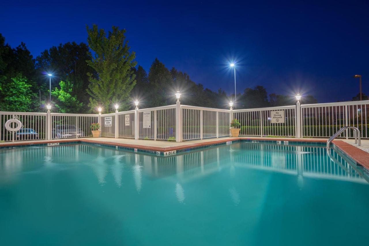 Comfort Near Birkdale Village- Huntersville